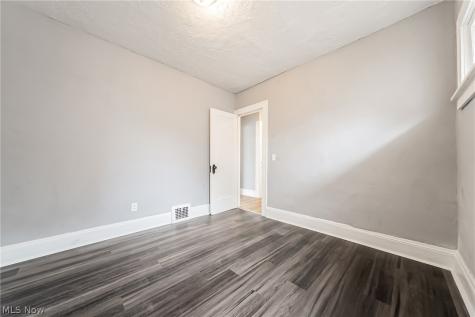 505 E 149th Street Cleveland OH 44110