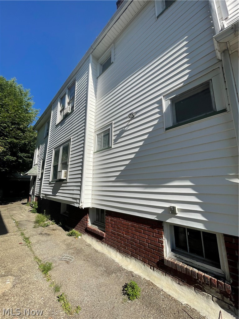 3606 E 112th Street Cleveland OH 44105