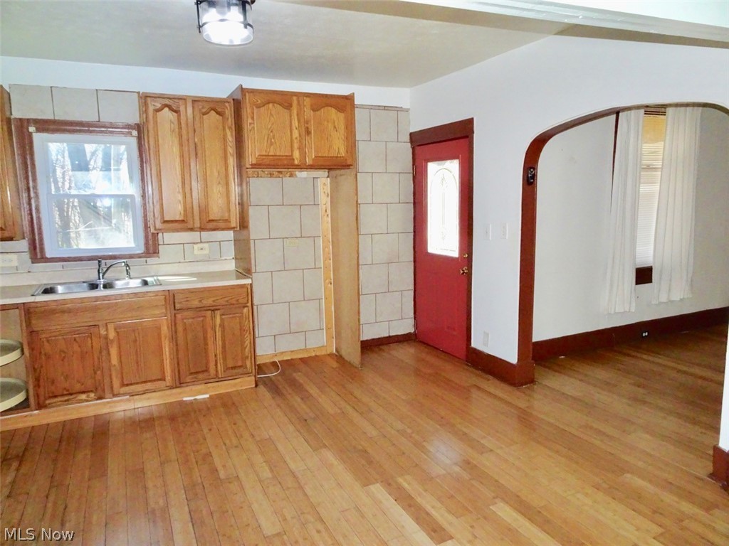 4587 Niessen Court Cleveland OH 44109