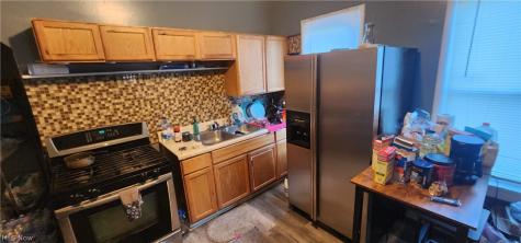 7108 Dellenbaugh Avenue Cleveland OH 44103