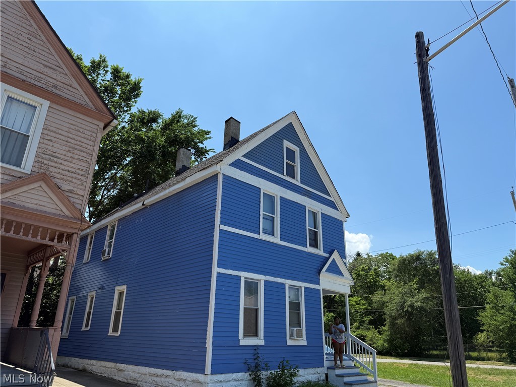 7108 Dellenbaugh Avenue Cleveland OH 44103