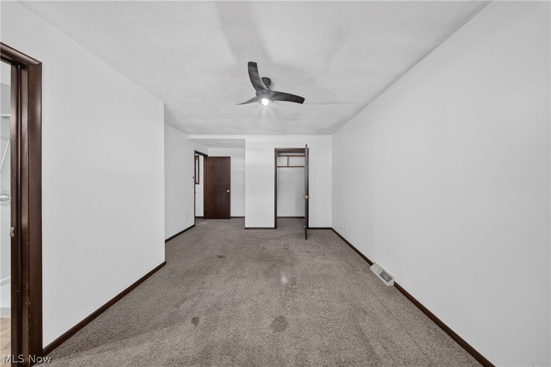 134-136 Brookfield Street Louisville OH 44641