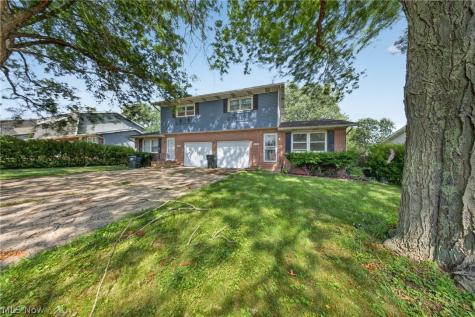 134-136 Brookfield Street Louisville OH 44641