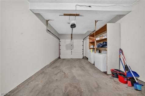 134-136 Brookfield Street Louisville OH 44641