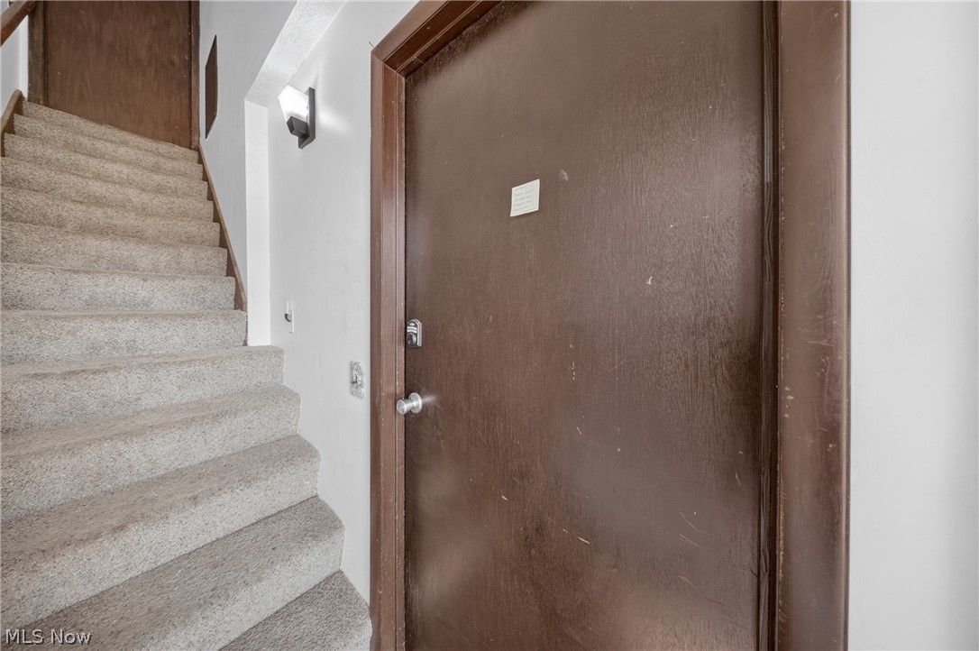 134-136 Brookfield Street Louisville OH 44641