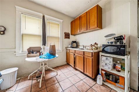 9602 Adams Avenue Cleveland OH 44108