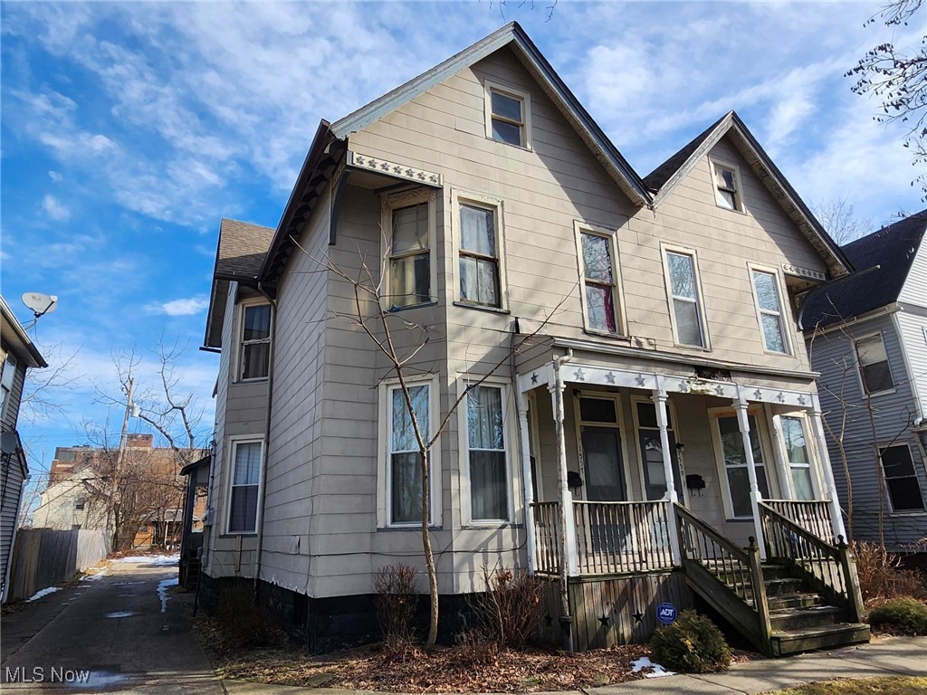 1557 E 47th Street Cleveland OH 44103
