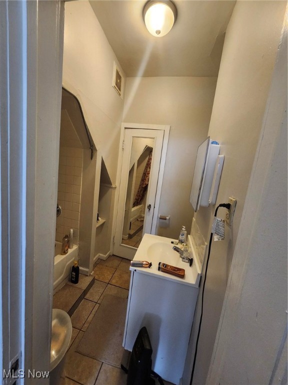 1557 E 47th Street Cleveland OH 44103