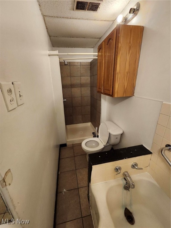 1557 E 47th Street Cleveland OH 44103