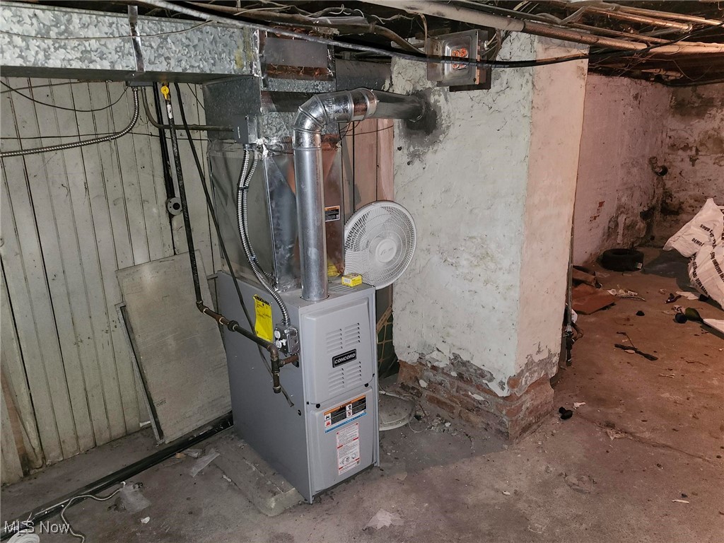 1557 E 47th Street Cleveland OH 44103