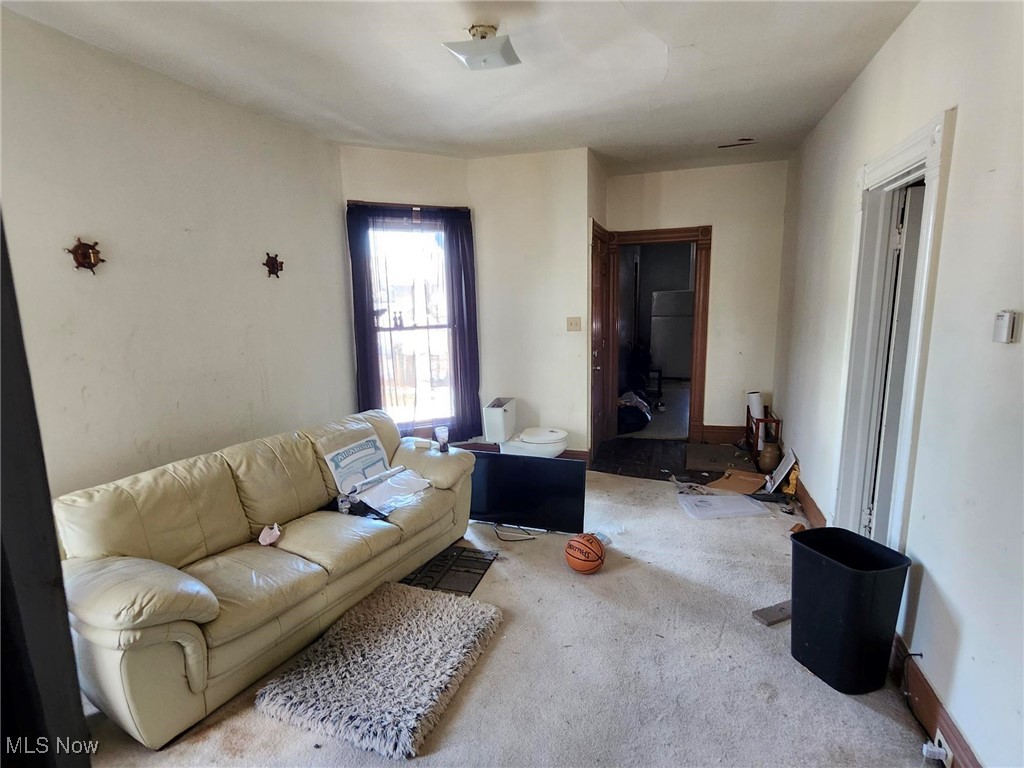 1557 E 47th Street Cleveland OH 44103