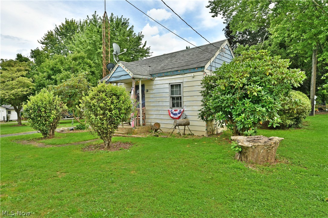 8114 W Lincoln Street NE Masury OH 44438