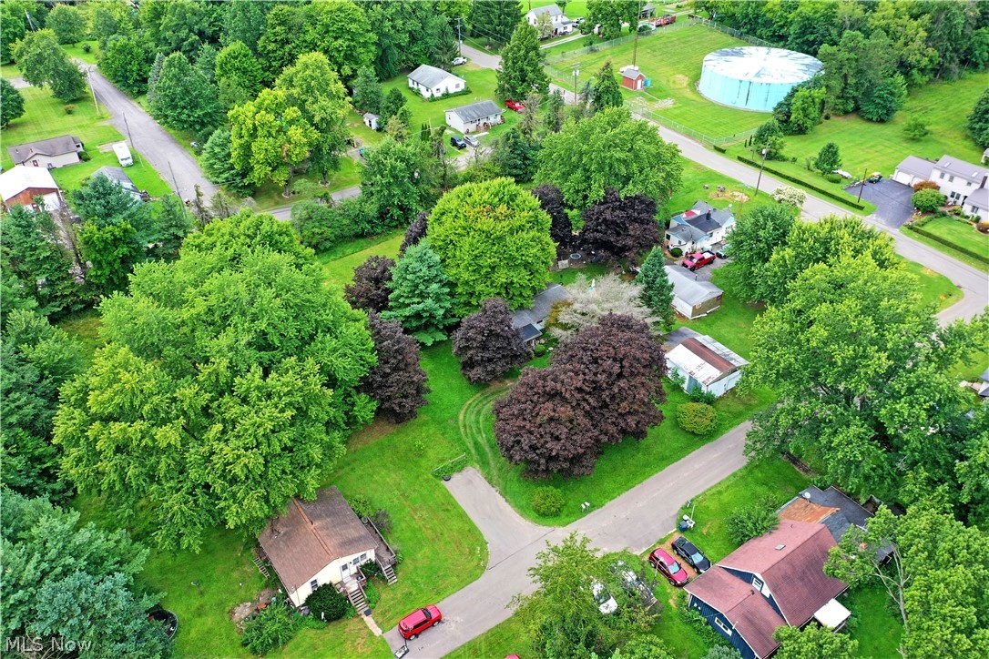8114 W Lincoln Street NE Masury OH 44438