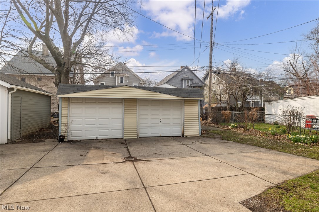 1306-1308 W 106 Street Cleveland OH 44102