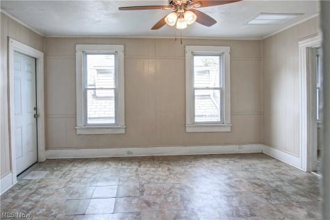 3048 Seymour Avenue Cleveland OH 44113