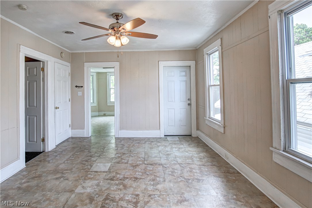 3048 Seymour Avenue Cleveland OH 44113