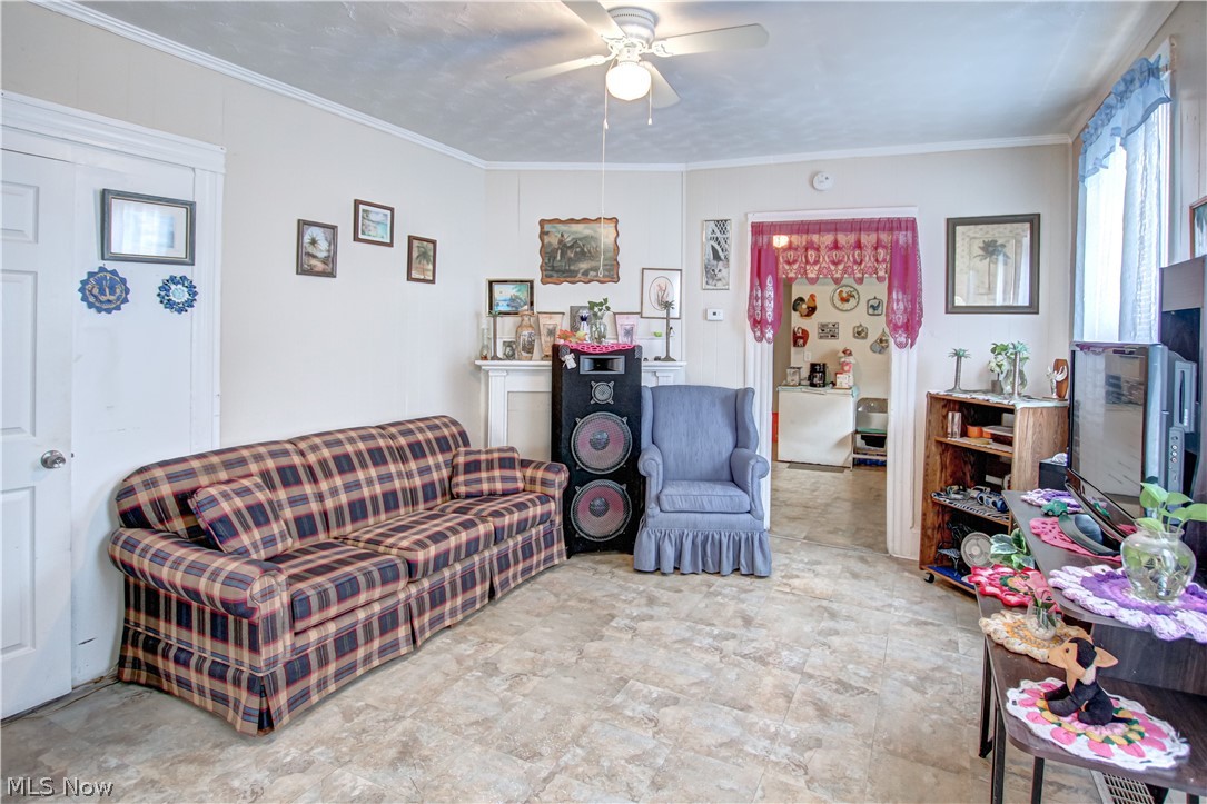 3048 Seymour Avenue Cleveland OH 44113