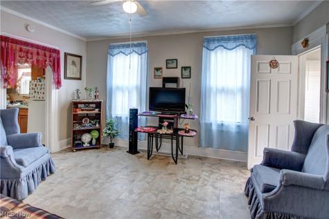 3048 Seymour Avenue Cleveland OH 44113