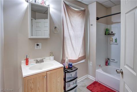 3048 Seymour Avenue Cleveland OH 44113