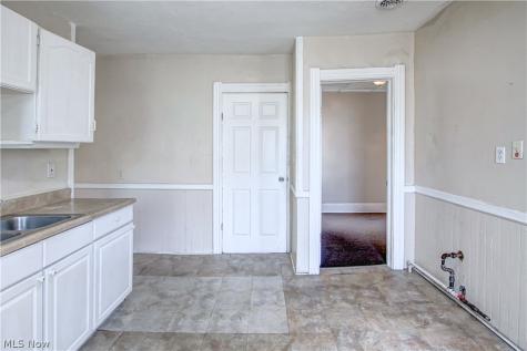 3048 Seymour Avenue Cleveland OH 44113