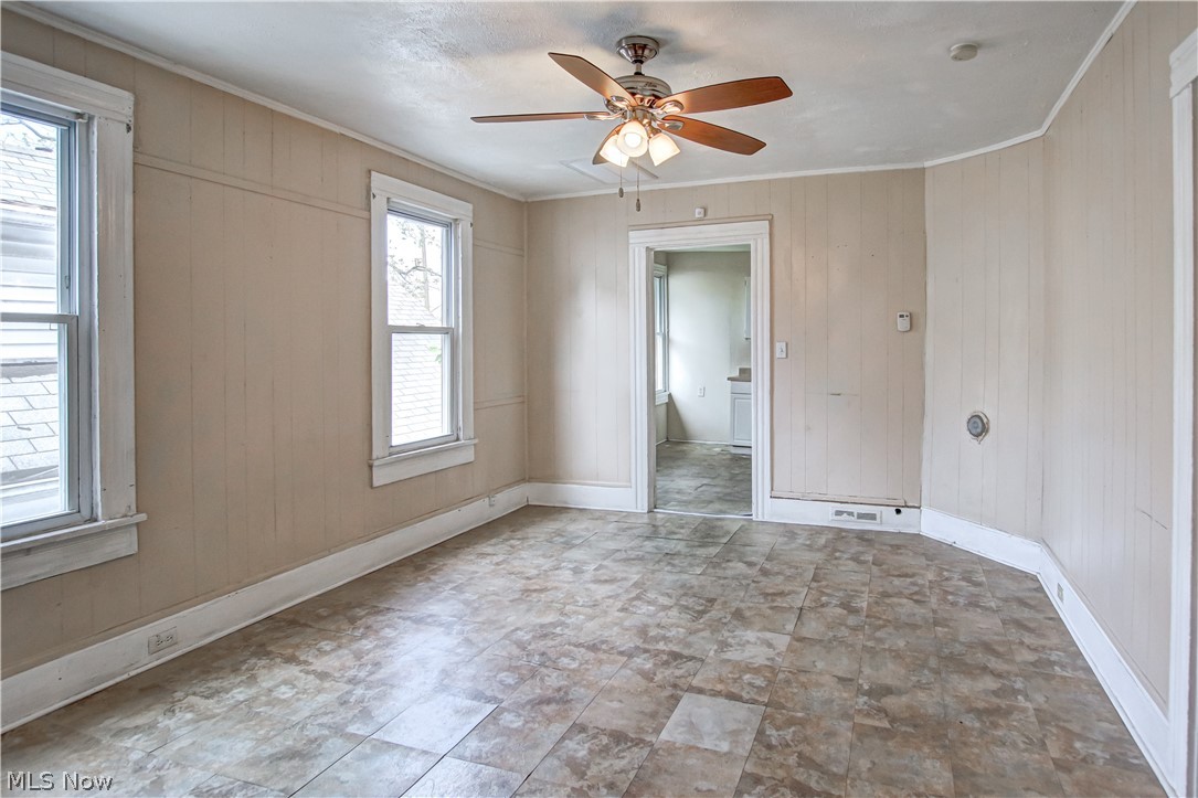 3048 Seymour Avenue Cleveland OH 44113