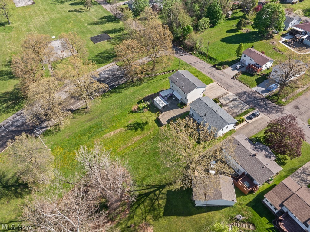 720-722 Newton Street Barberton OH 44203