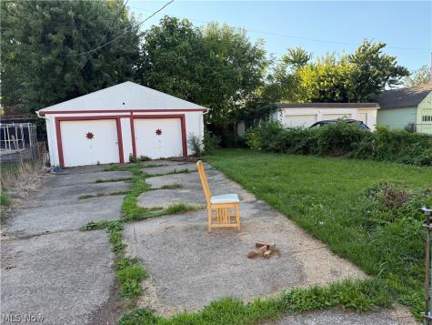 3532 W 98th Street Cleveland OH 44102