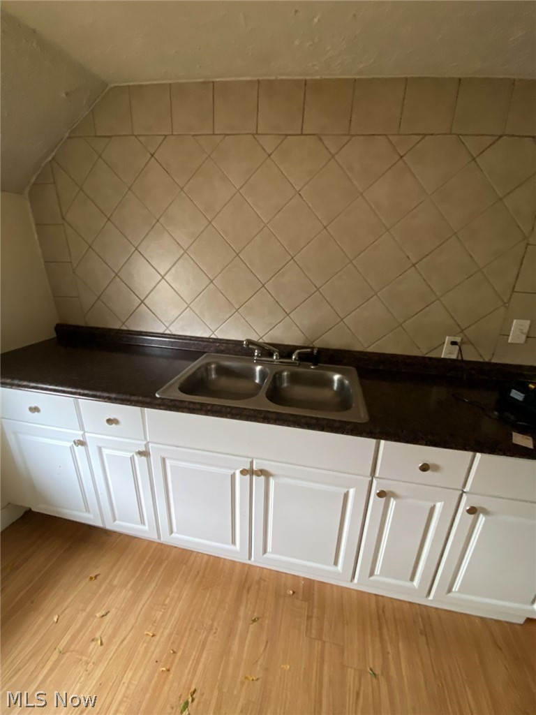 231 S Vine Street Medina OH 44256