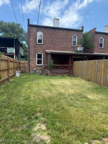 4309 Clinton Avenue Cleveland OH 44113
