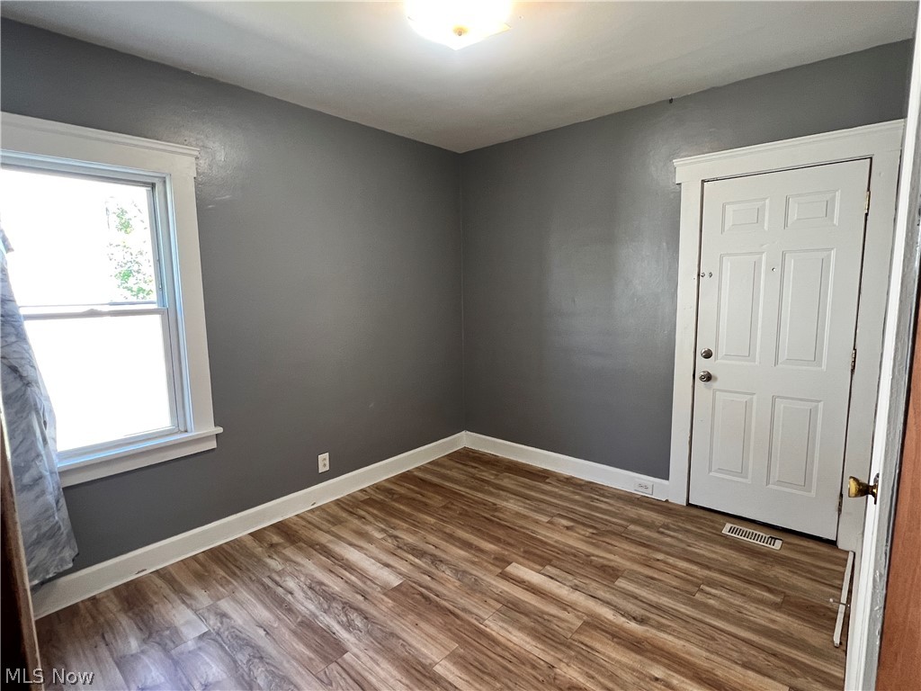 4385 W 50th Street Cleveland OH 44144