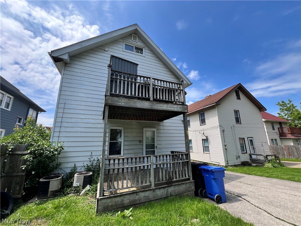 4385 W 50th Street Cleveland OH 44144