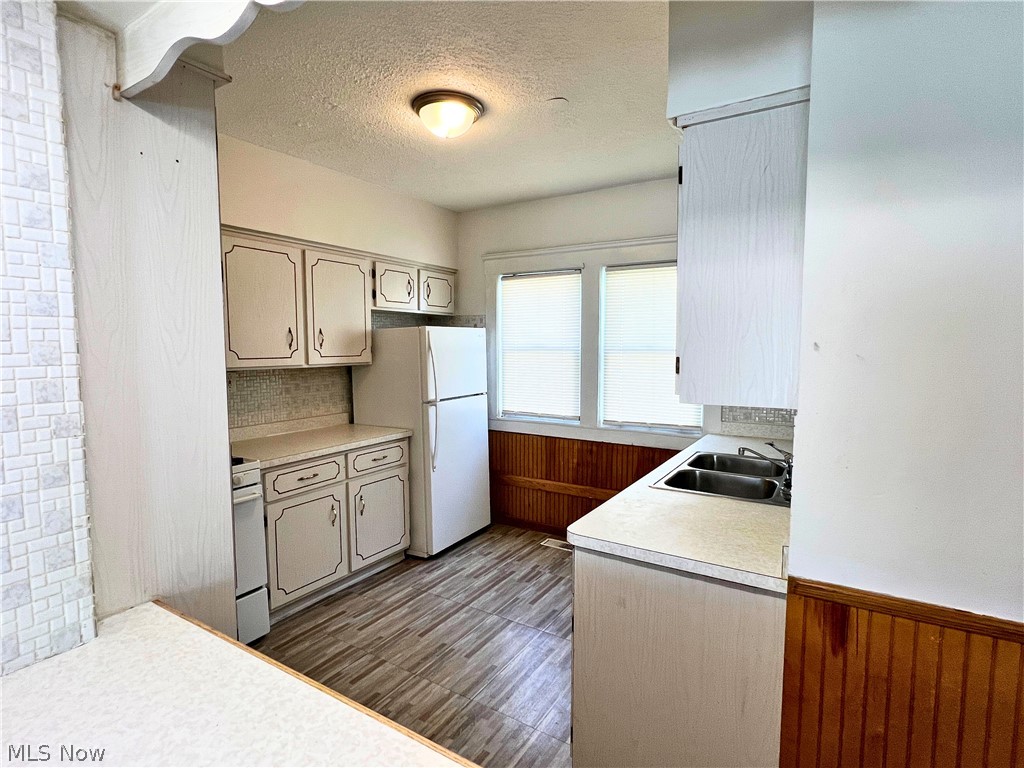 4385 W 50th Street Cleveland OH 44144