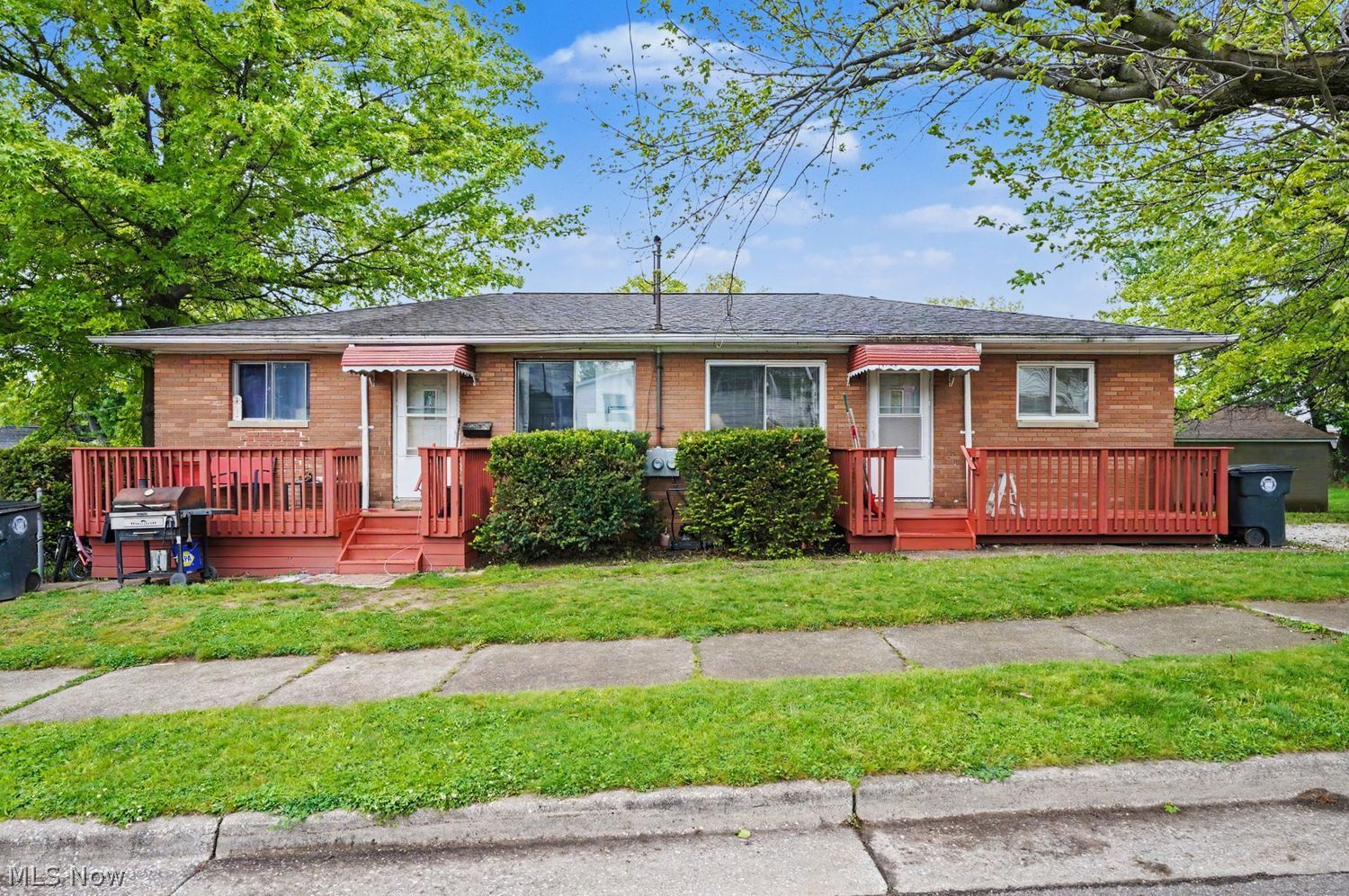 1991 - 1993 Daniels Avenue Akron OH 44312