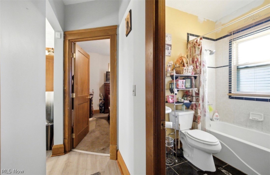 10305 Ostend Avenue Cleveland OH 44108