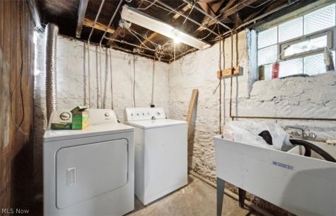 10305 Ostend Avenue Cleveland OH 44108