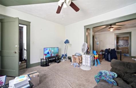 10305 Ostend Avenue Cleveland OH 44108