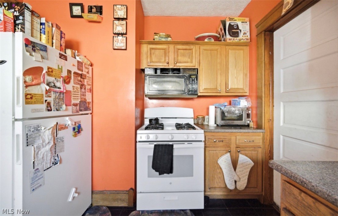 10305 Ostend Avenue Cleveland OH 44108