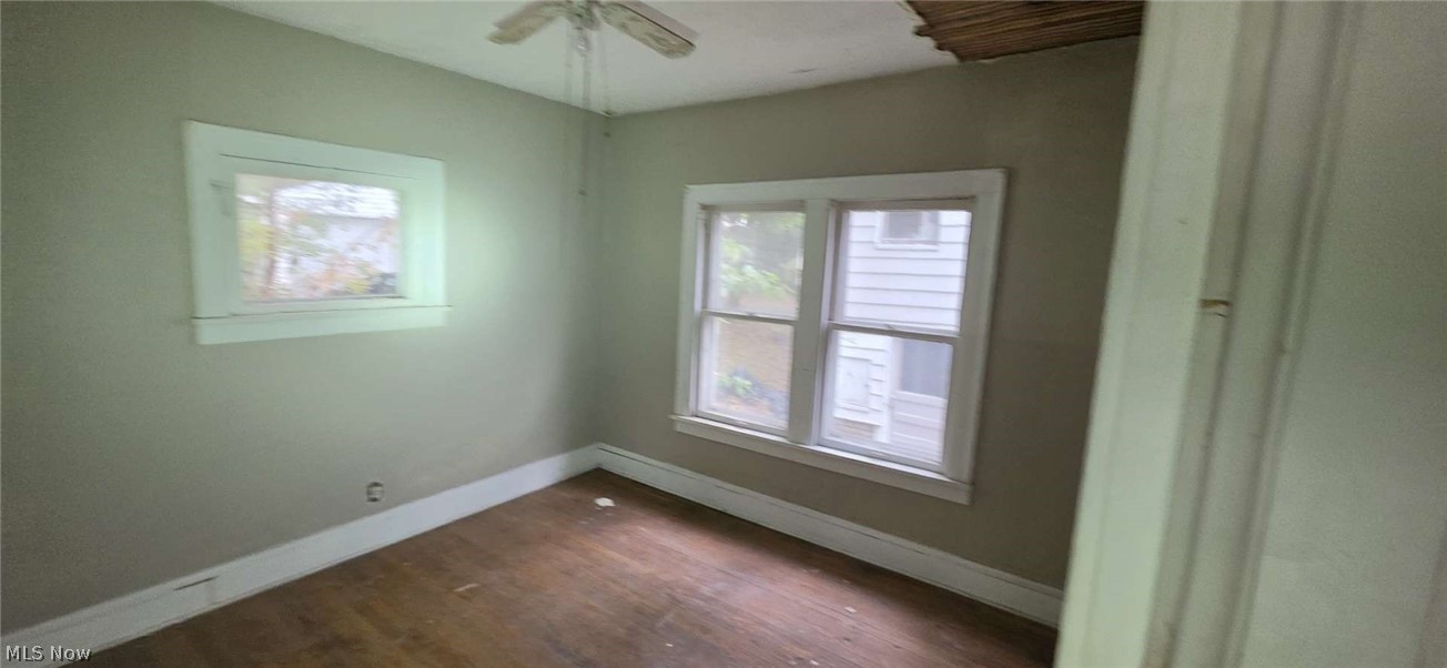 1596 Victoria Avenue Lakewood OH 44107