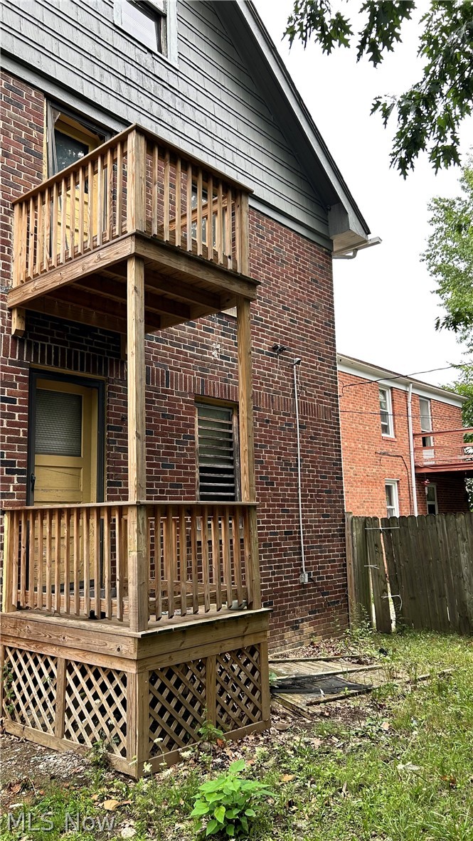 16122 Greyton Road East Cleveland OH 44112
