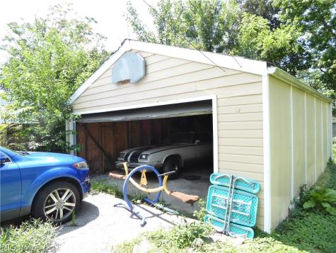 3336 W 54th Street Cleveland OH 44102