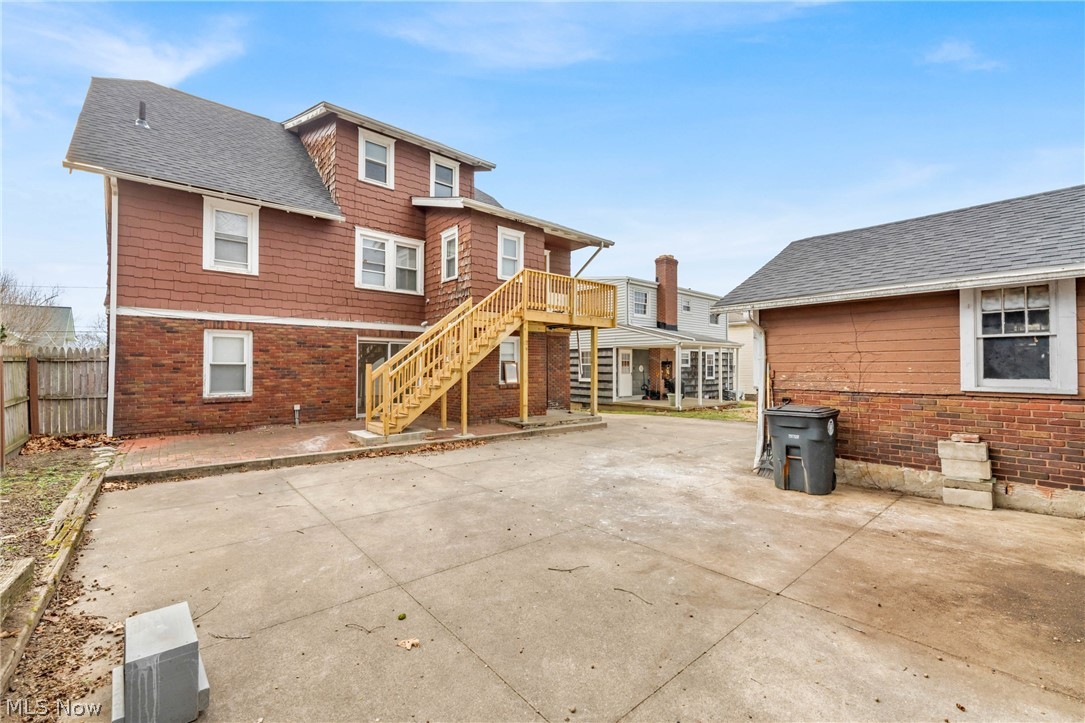 967 Oakland Avenue Akron OH 44310