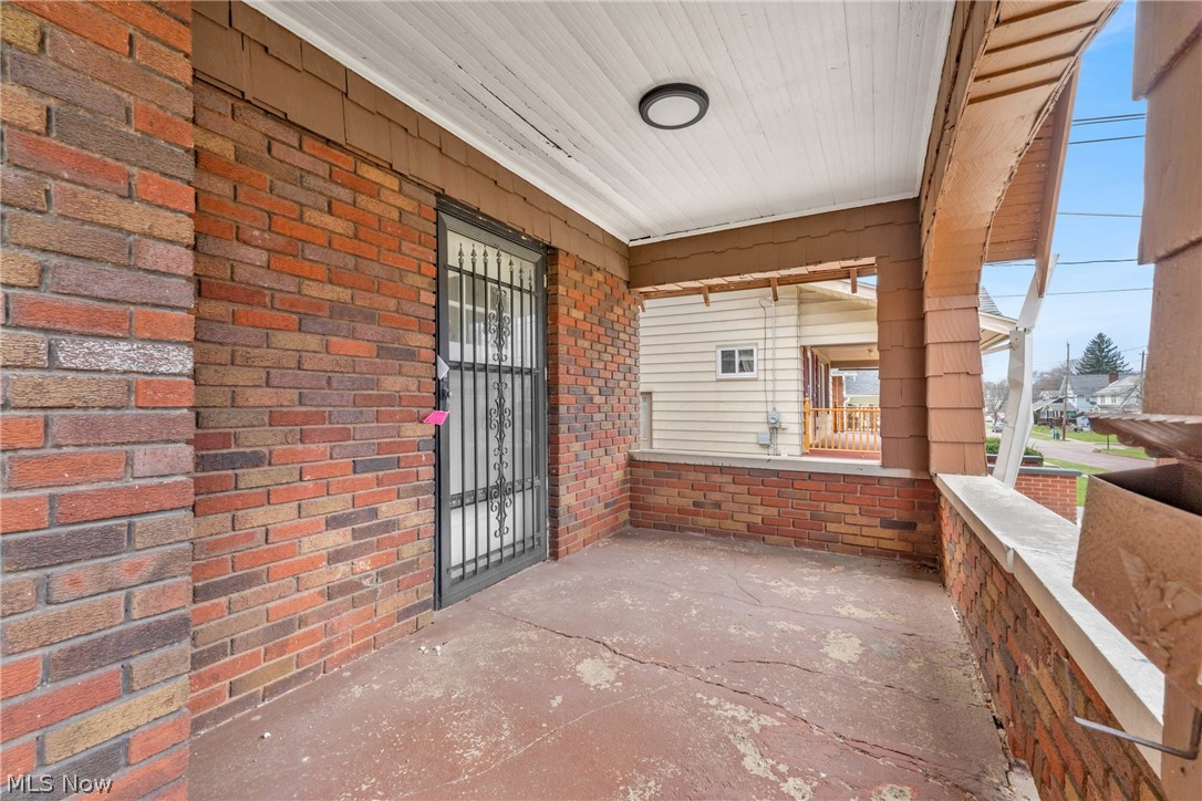 967 Oakland Avenue Akron OH 44310