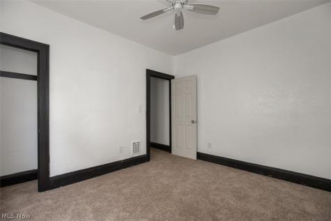 3692 E 146th Street Cleveland OH 44120