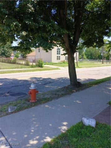 6316 Lexington Avenue Cleveland OH 44103