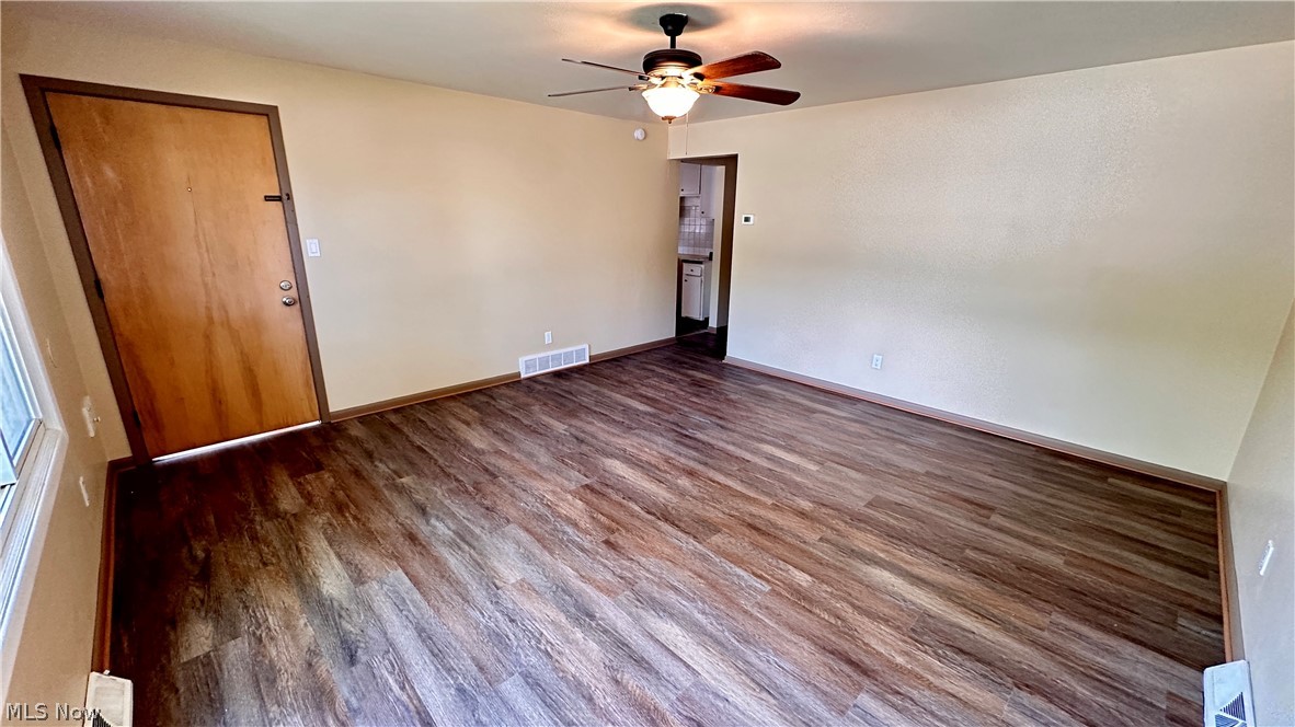 1434 E 222nd Street Euclid OH 44117