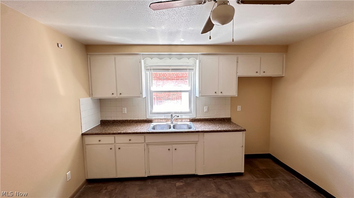 1434 E 222nd Street Euclid OH 44117