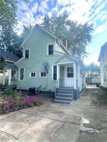 1386 E 53 Th Street Cleveland OH 44103