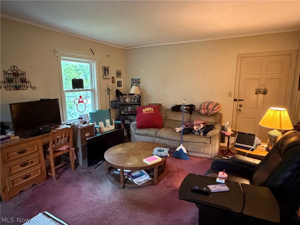 2011 W Market Street Akron OH 44313