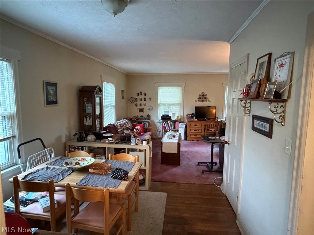 2011 W Market Street Akron OH 44313