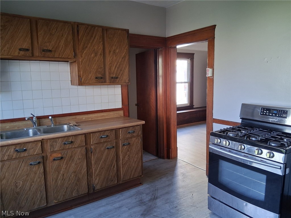 930 Evangeline Road Cleveland OH 44110